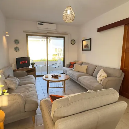 Sundybeach Beachfront 2bdr Dhekelia 아파트 *