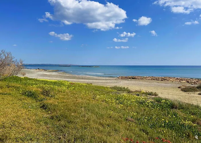 Sundy Beach Seaview 2Bdr Larnaka Dhekelia *