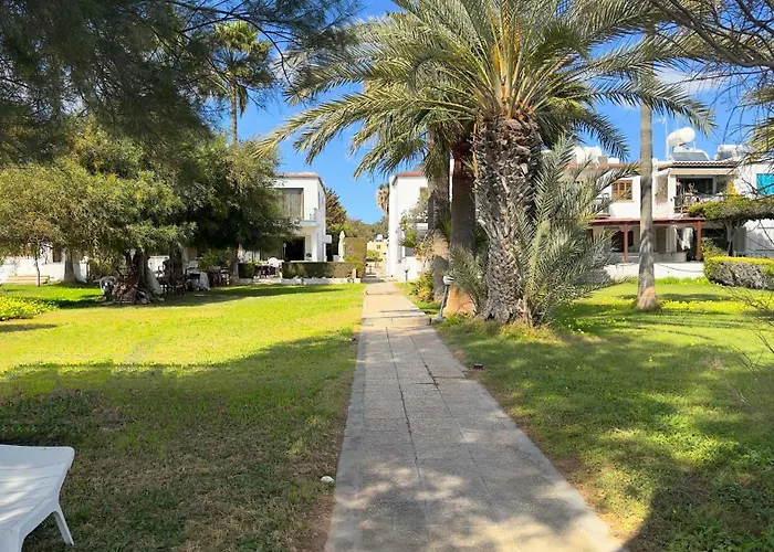 Sundy Beachfront 2bdr Dhekelia *